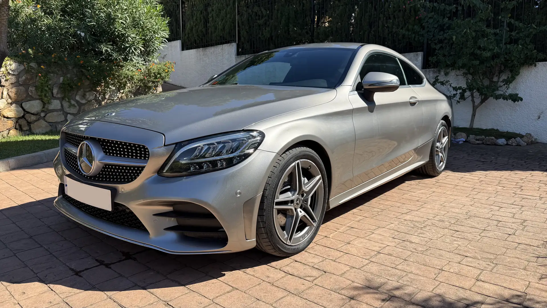 Mercedes-Benz C 180 Classe Coupé 9G-Tronic AMG Line - 1