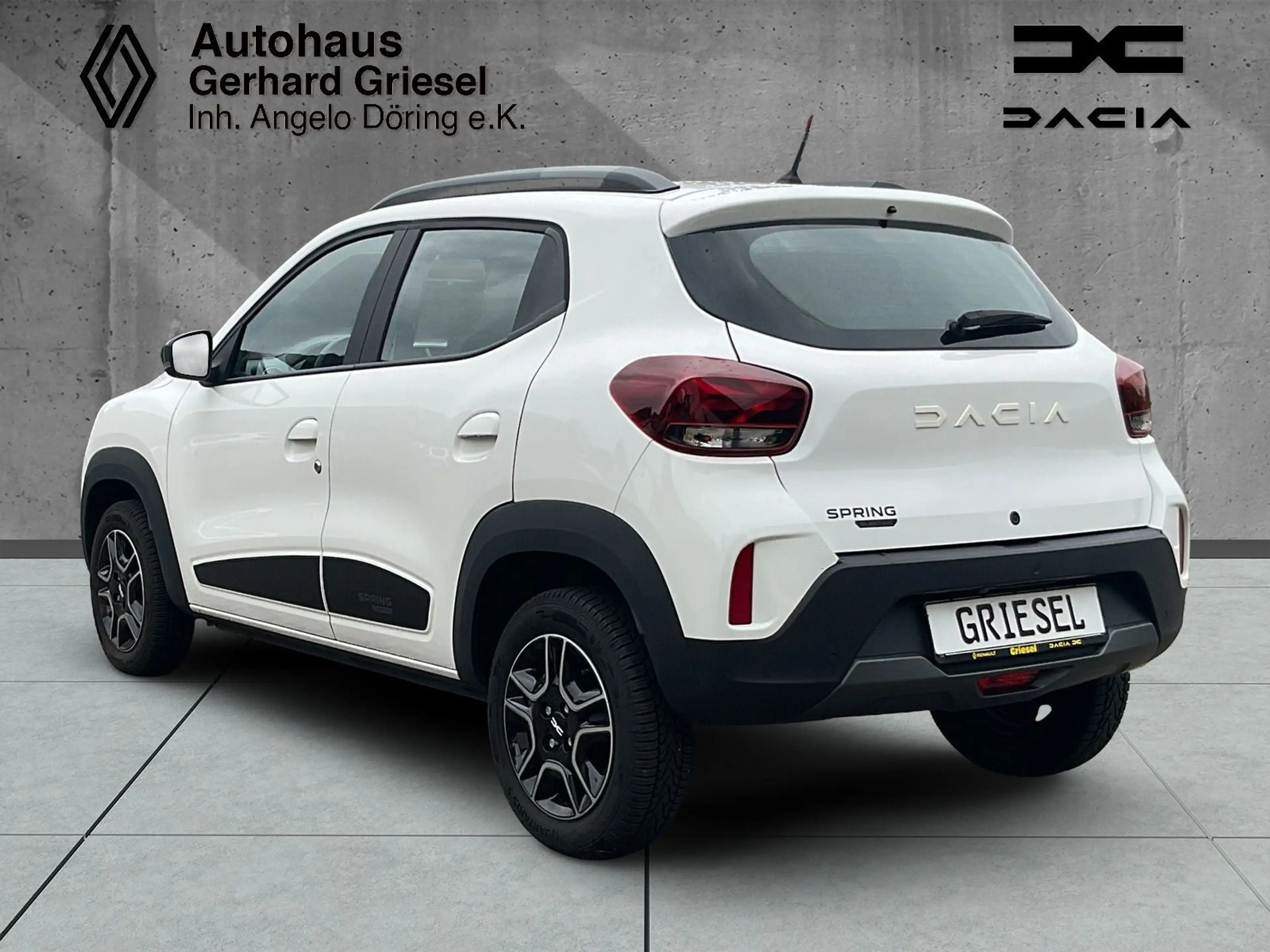 Dacia Spring Electric Essential Optionspaket Expressio — photo 3