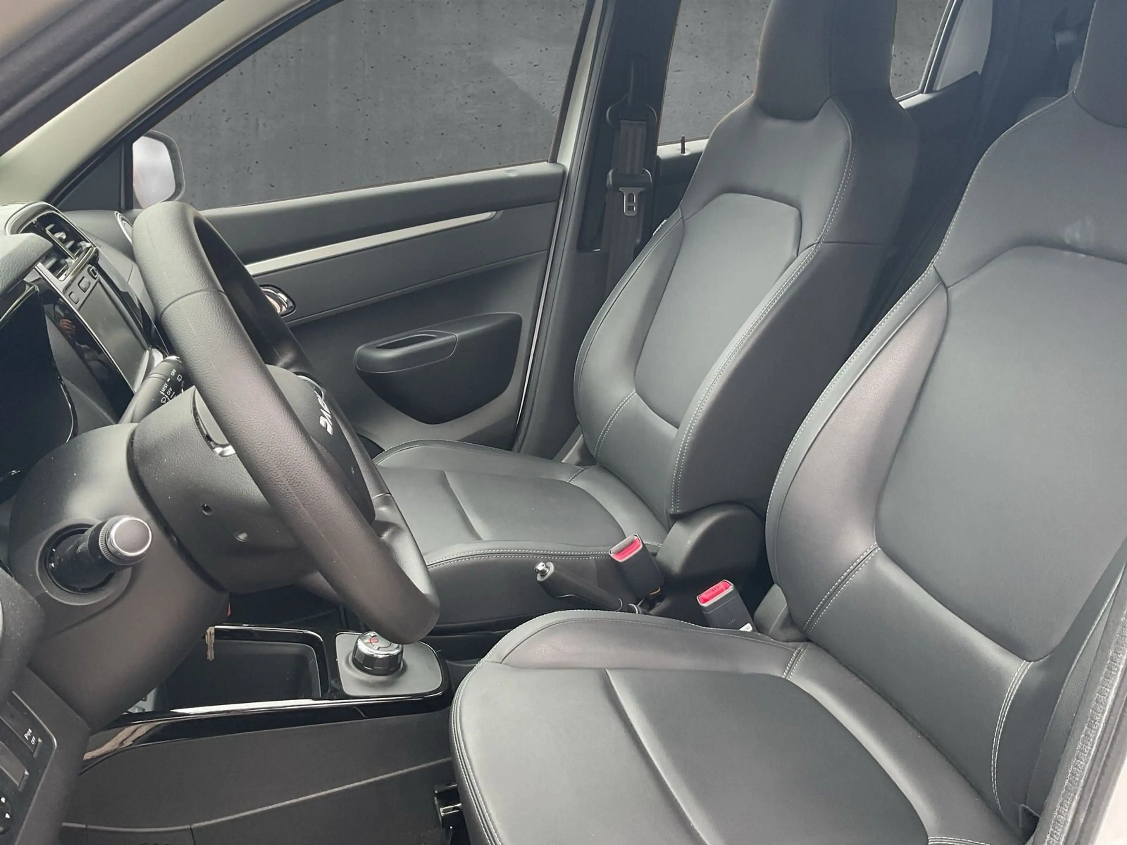Dacia Spring Electric Essential Optionspaket Expressio — photo 10