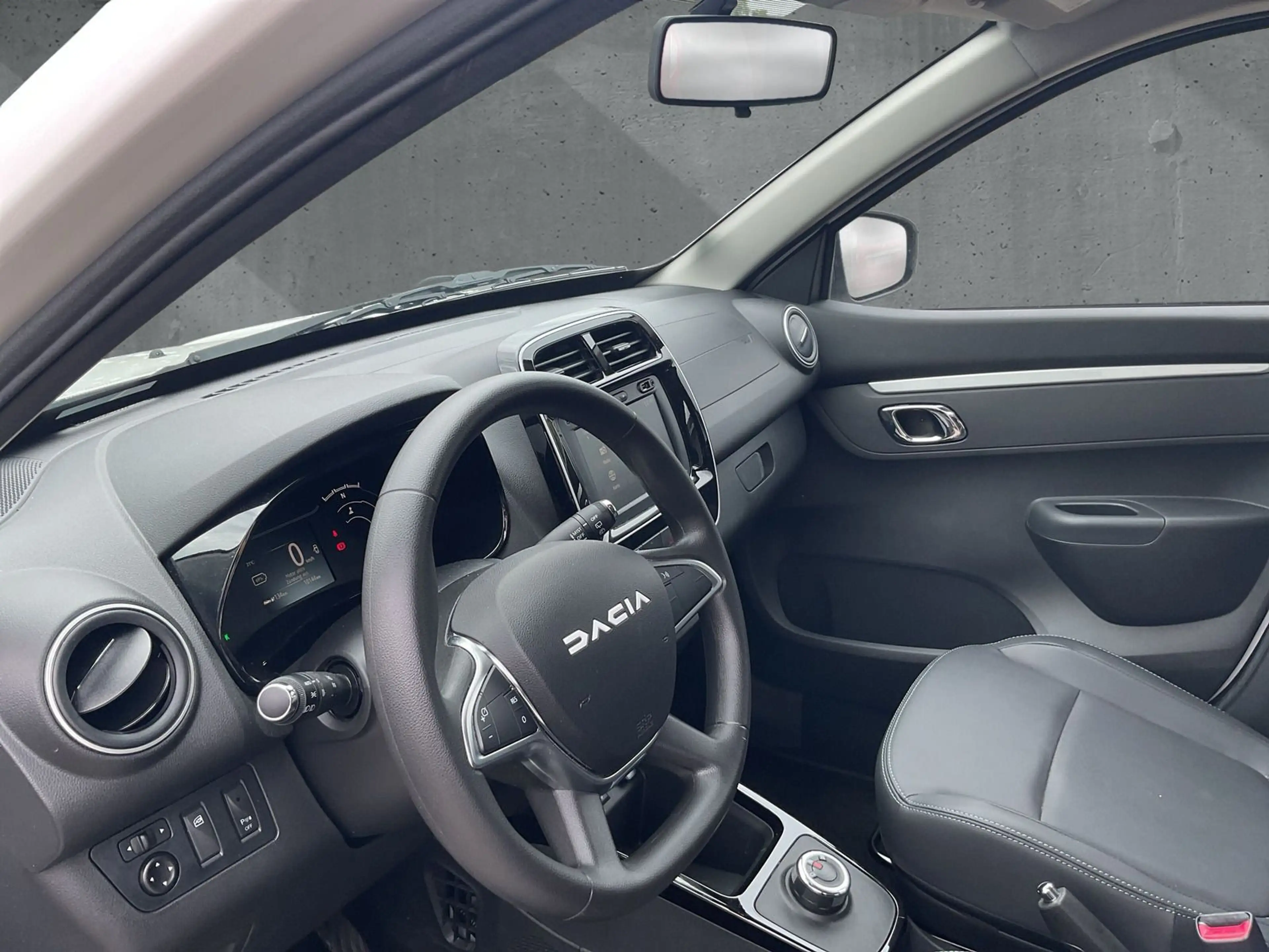 Dacia Spring Electric Essential Optionspaket Expressio — photo 9