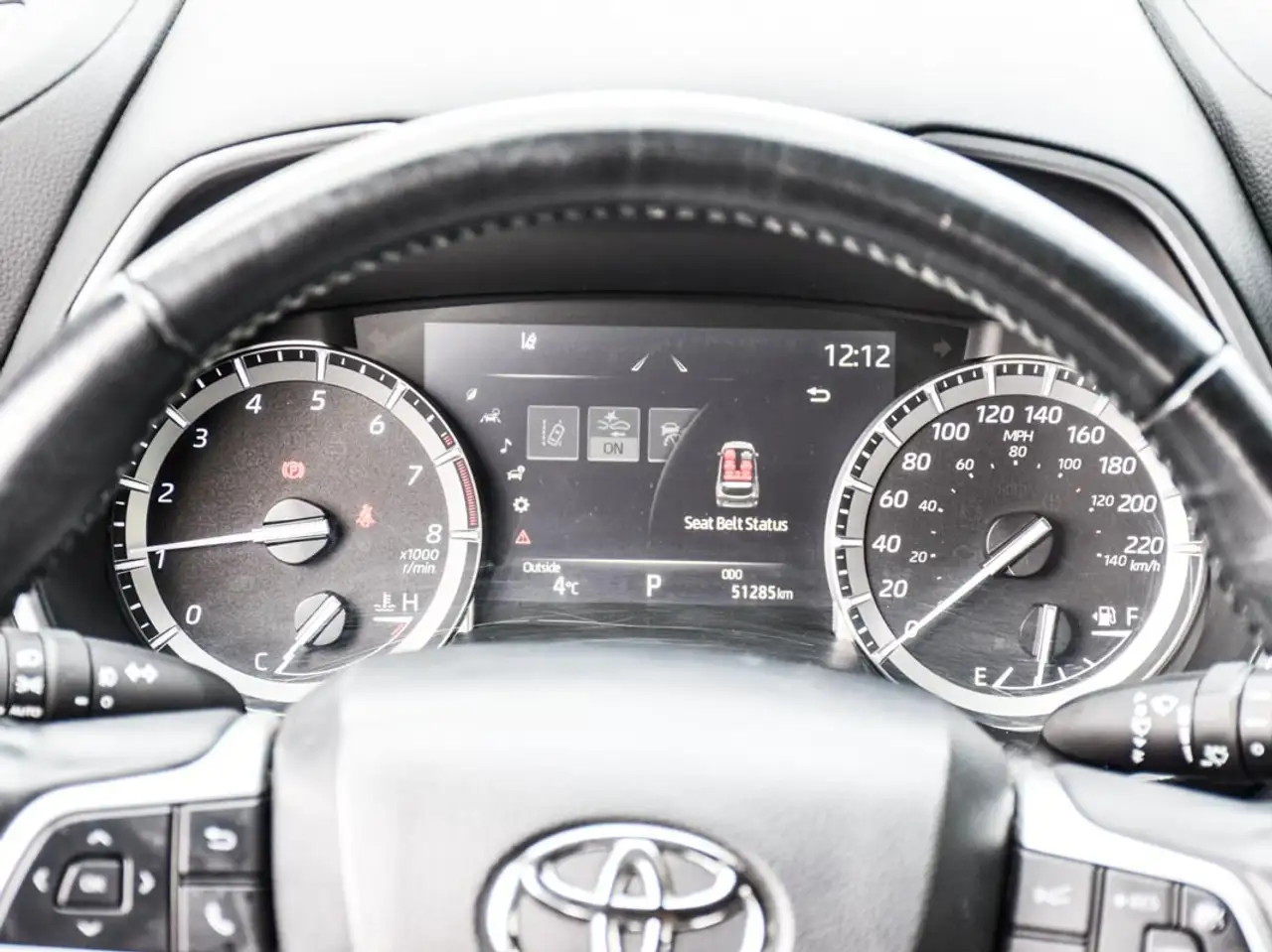 Toyota Highlander снимка Toyota Highlander