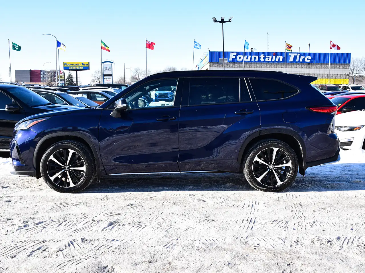 Toyota Highlander снимка Toyota Highlander