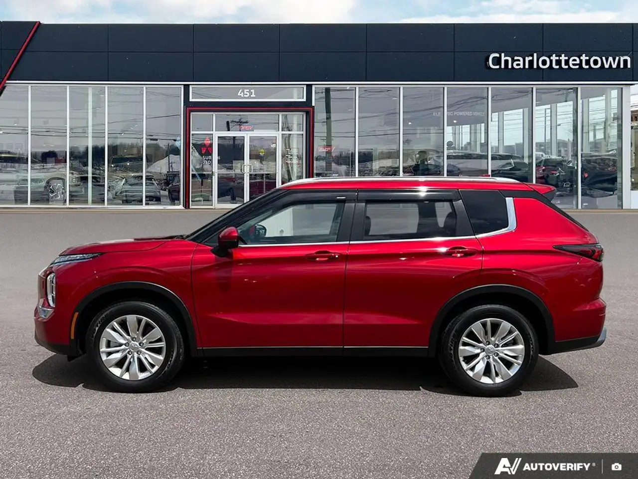 Mitsubishi Outlander photo Mitsubishi Outlander