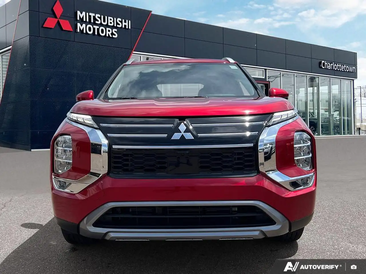 Mitsubishi Outlander photo Mitsubishi Outlander