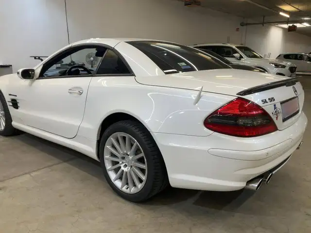 Mercedes-Benz SL view 2