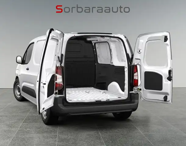 Peugeot Partner view 5