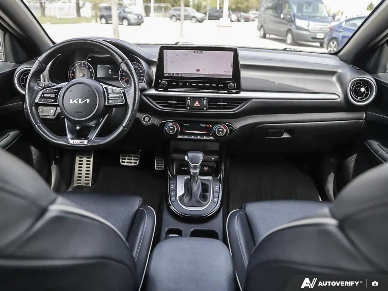 Kia Forte снимка Kia Forte