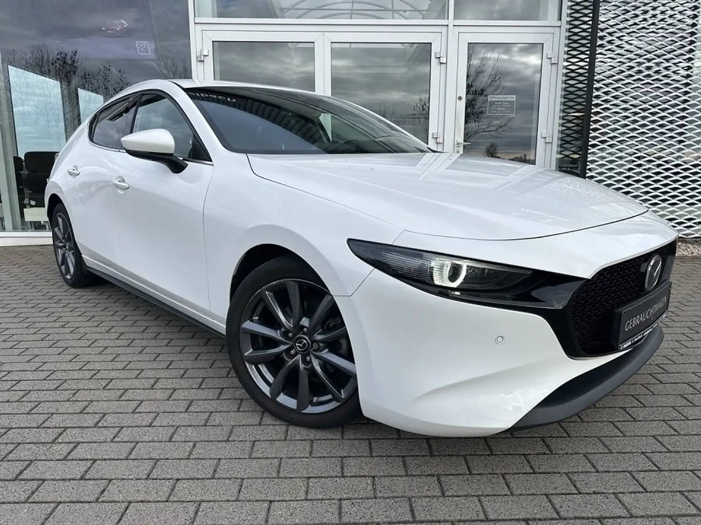 Mazda 3 SELECTION Matrix RFK Sitzheizg Klimaaut Lenkradhei Weiß - 2