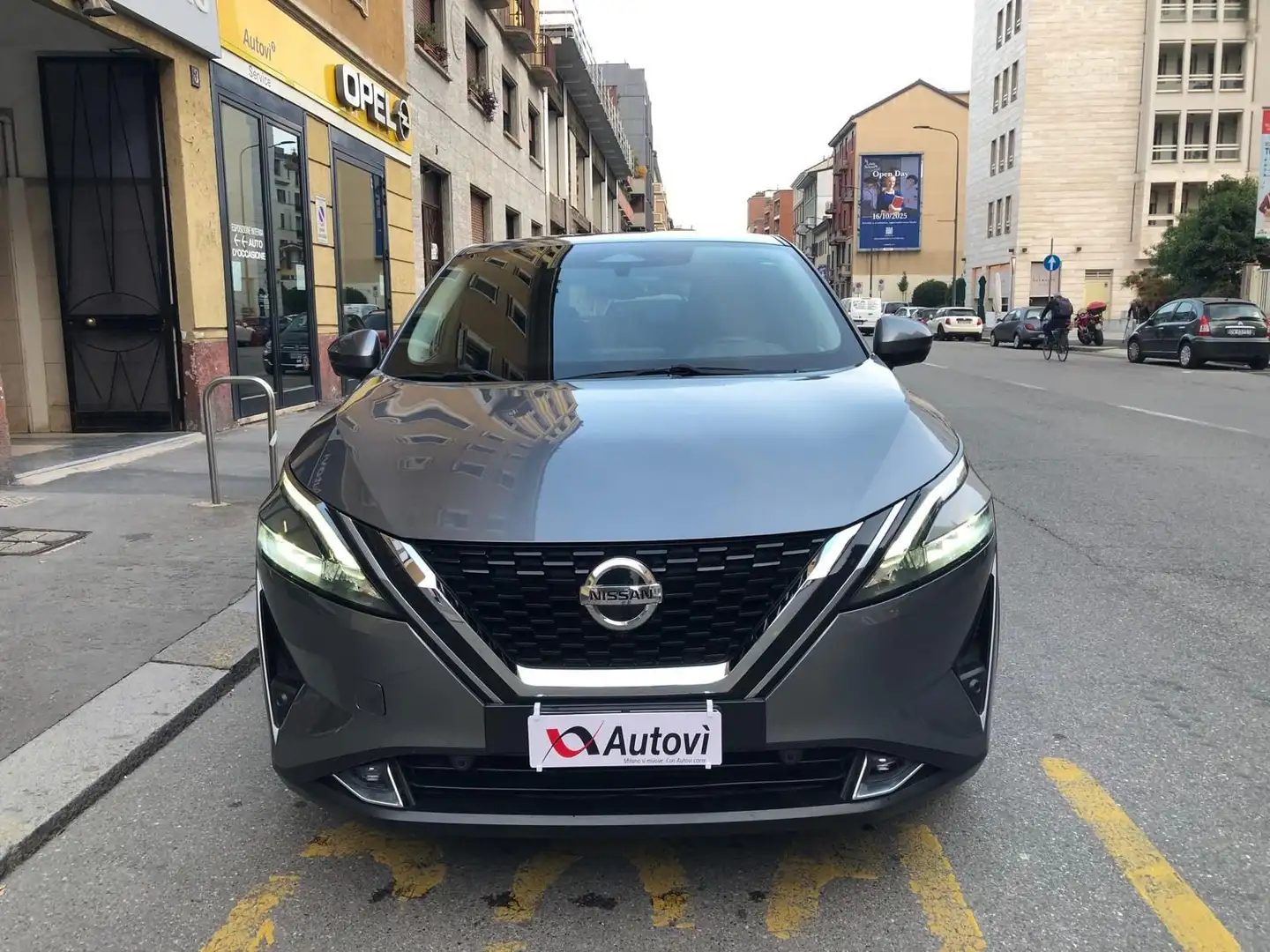 Nissan Qashqai Qashqai MHEV 140 CV N-Style Gris - 2