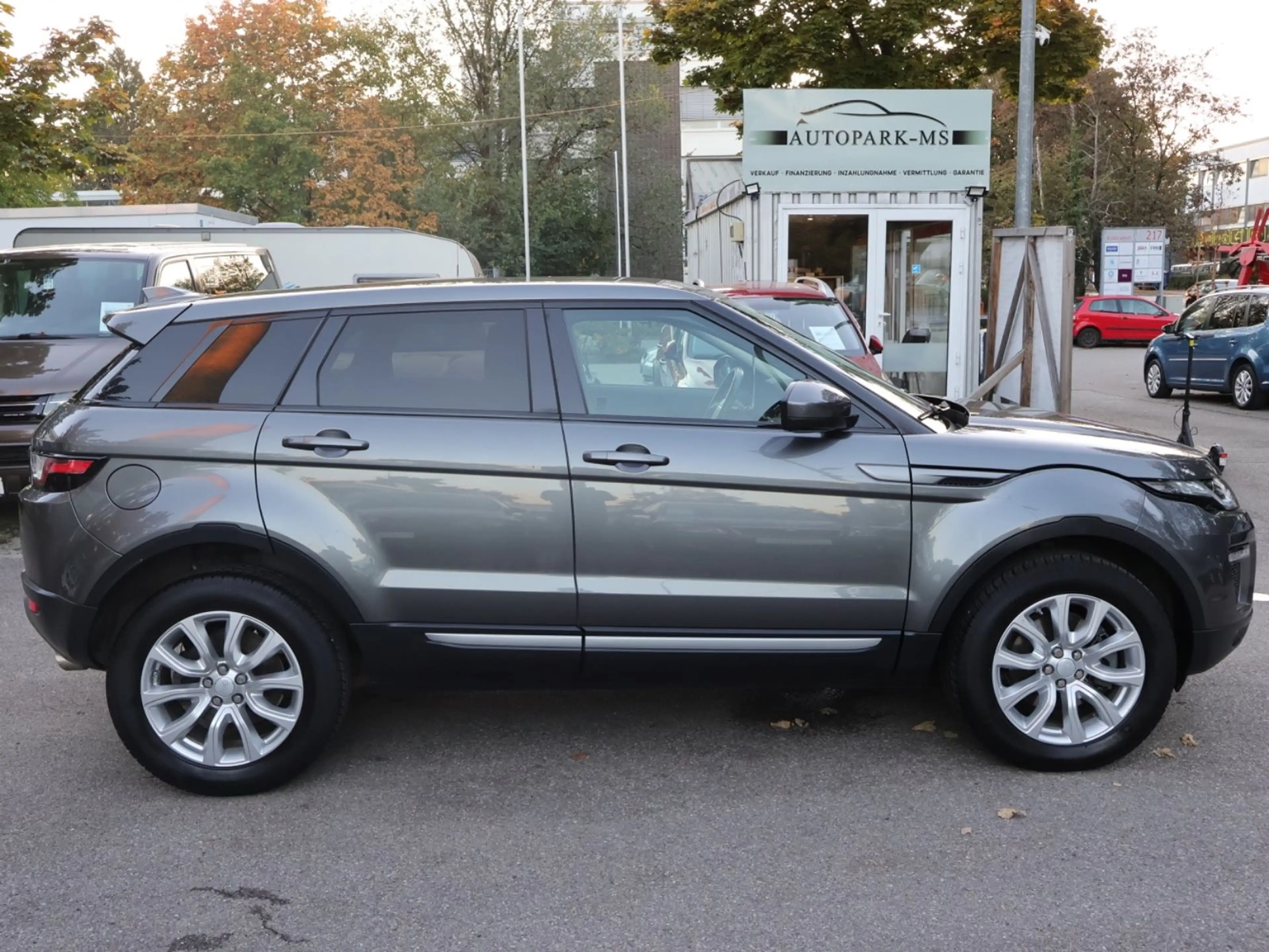 Land Rover Range Rover Evoque SE Aut. PANO-LEDER-XENON-NAVI — photo 7