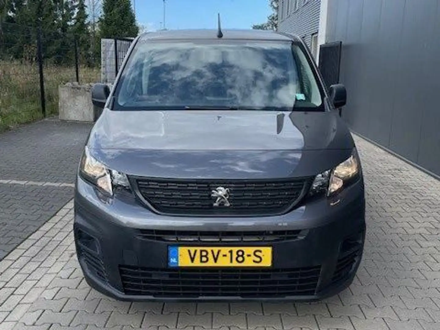 Peugeot Partner Partner 1.6 BlueHDI Pro Grijs - 1