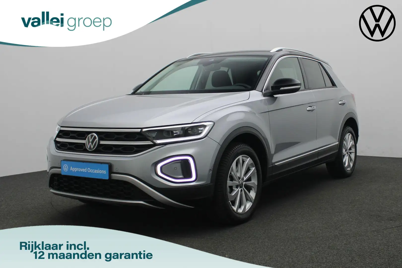Volkswagen T-Roc 1.0 TSI 110 pk Style | Navigatie | Stoelverwarming Zilver - 1