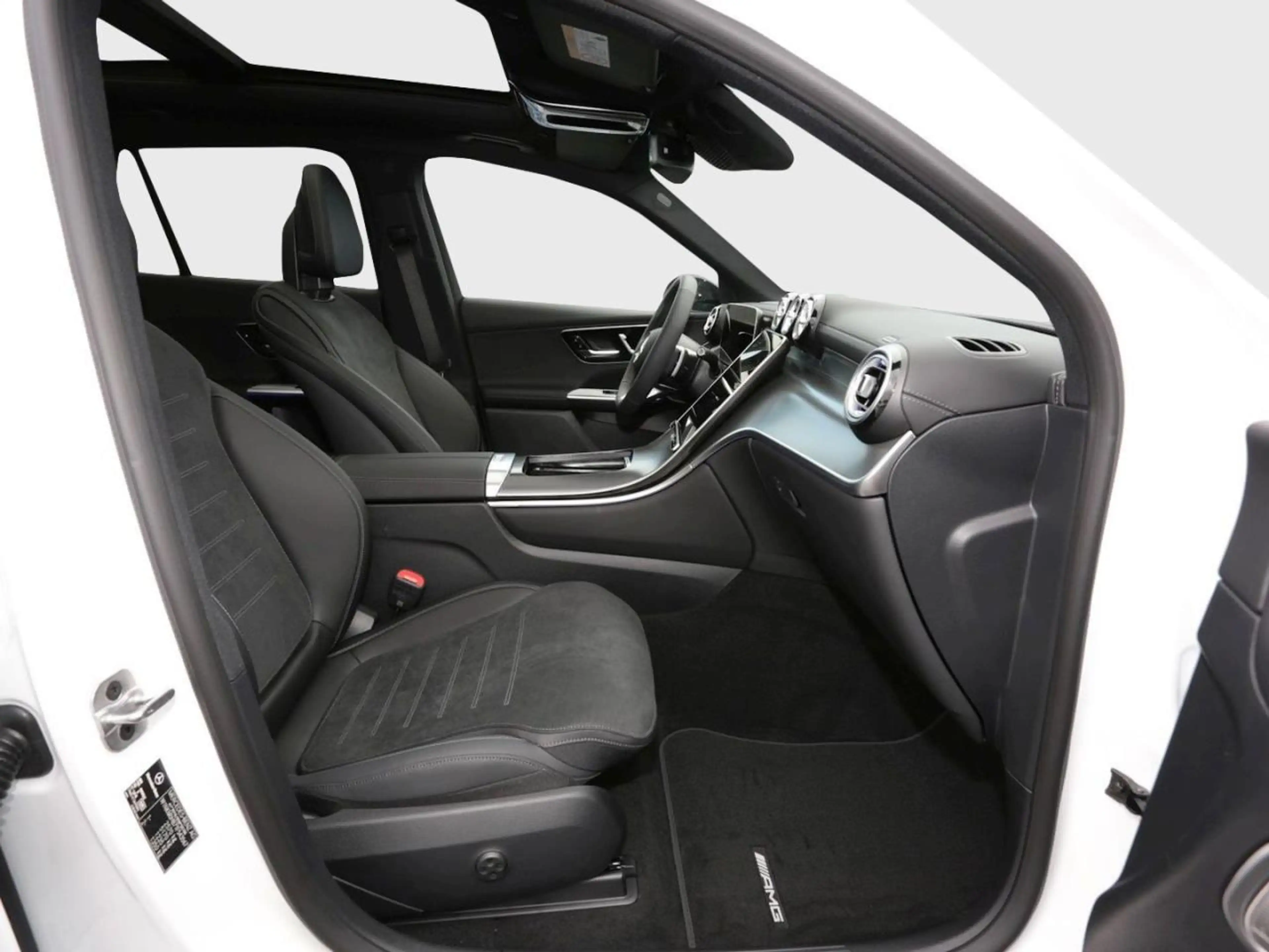 Mercedes-Benz GLC 300 d 4M Edition AMG Night AHK Panorama 360° — photo 9