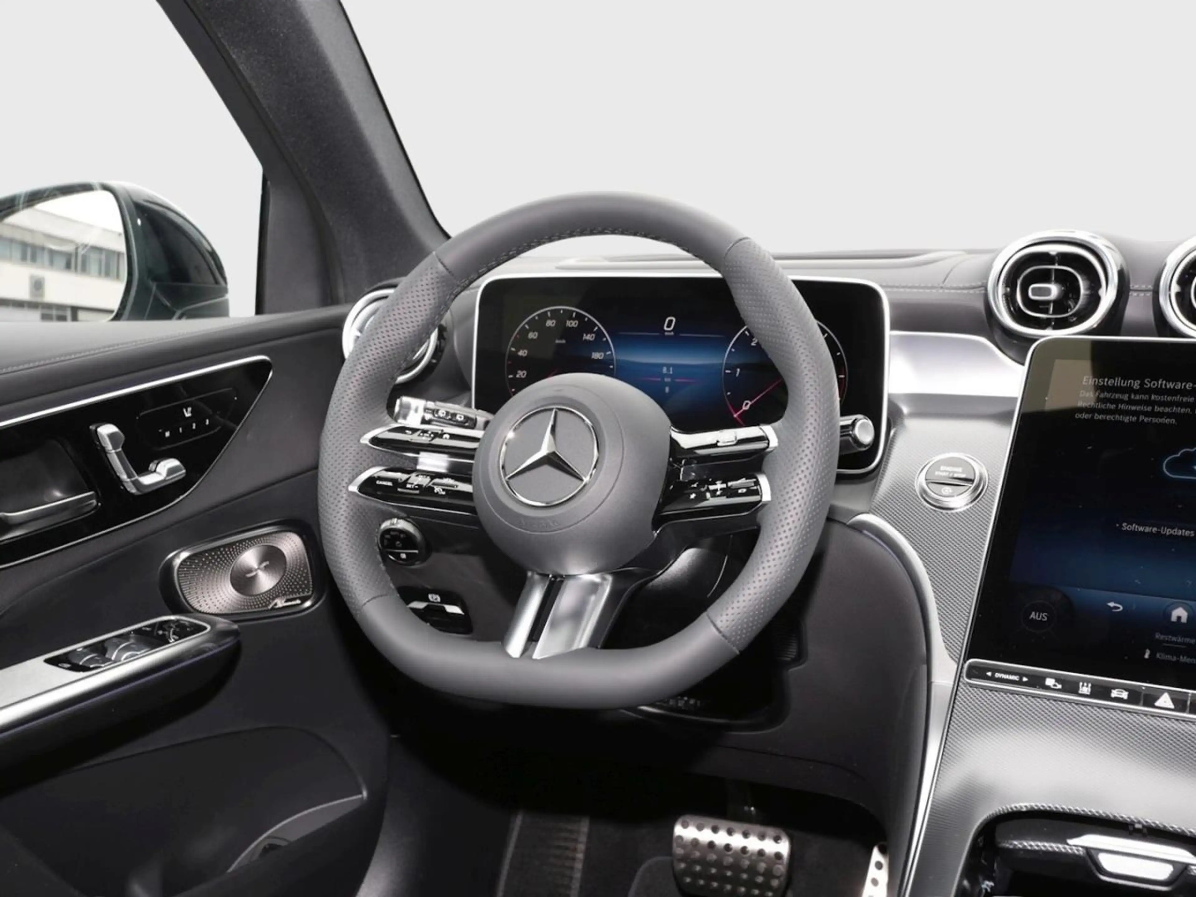 Mercedes-Benz GLC 300 d 4M Edition AMG Night AHK Panorama 360° — photo 8