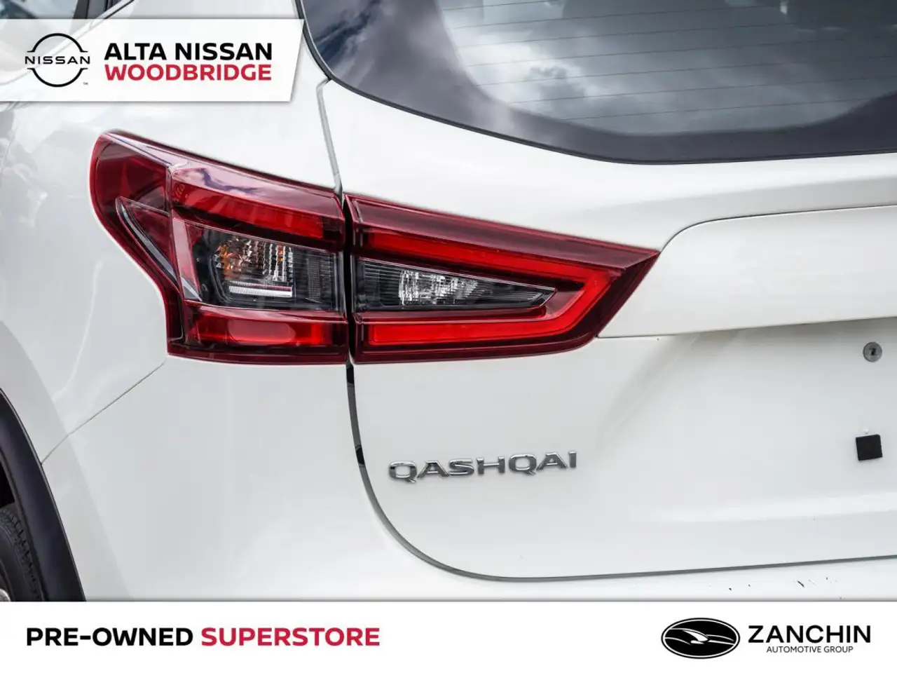 Nissan Qashqai снимка Nissan Qashqai