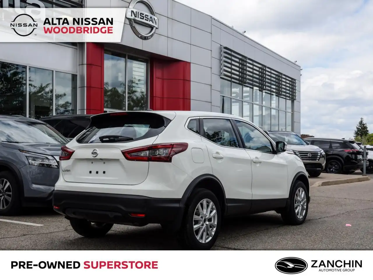 Nissan Qashqai снимка Nissan Qashqai