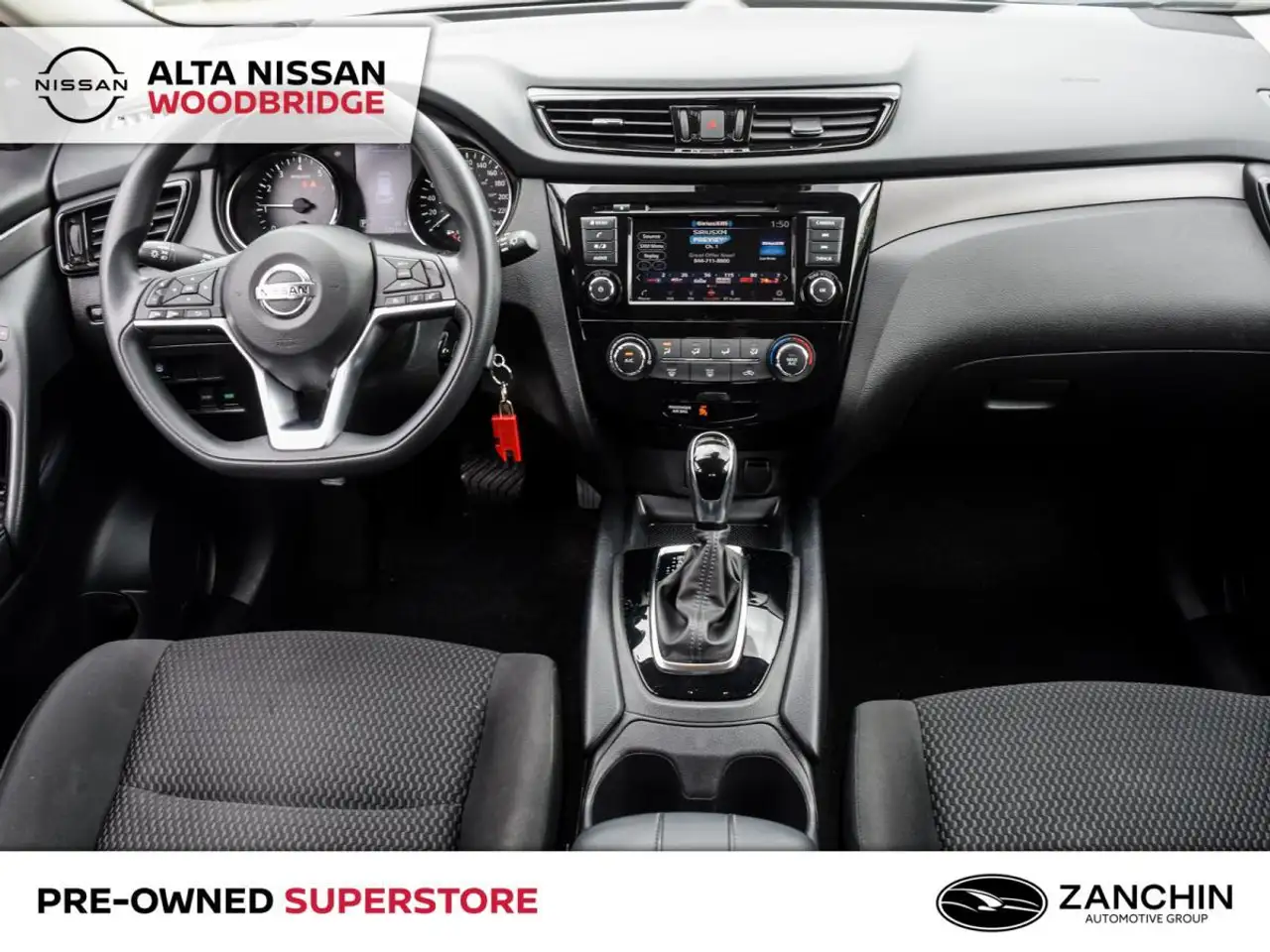 Nissan Qashqai снимка Nissan Qashqai