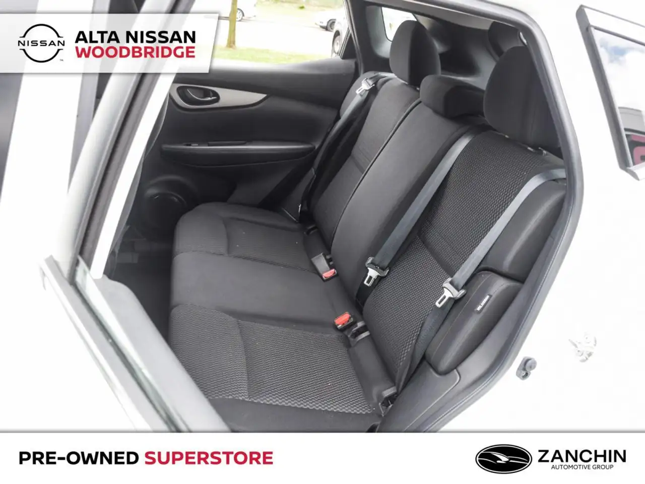 Nissan Qashqai снимка Nissan Qashqai