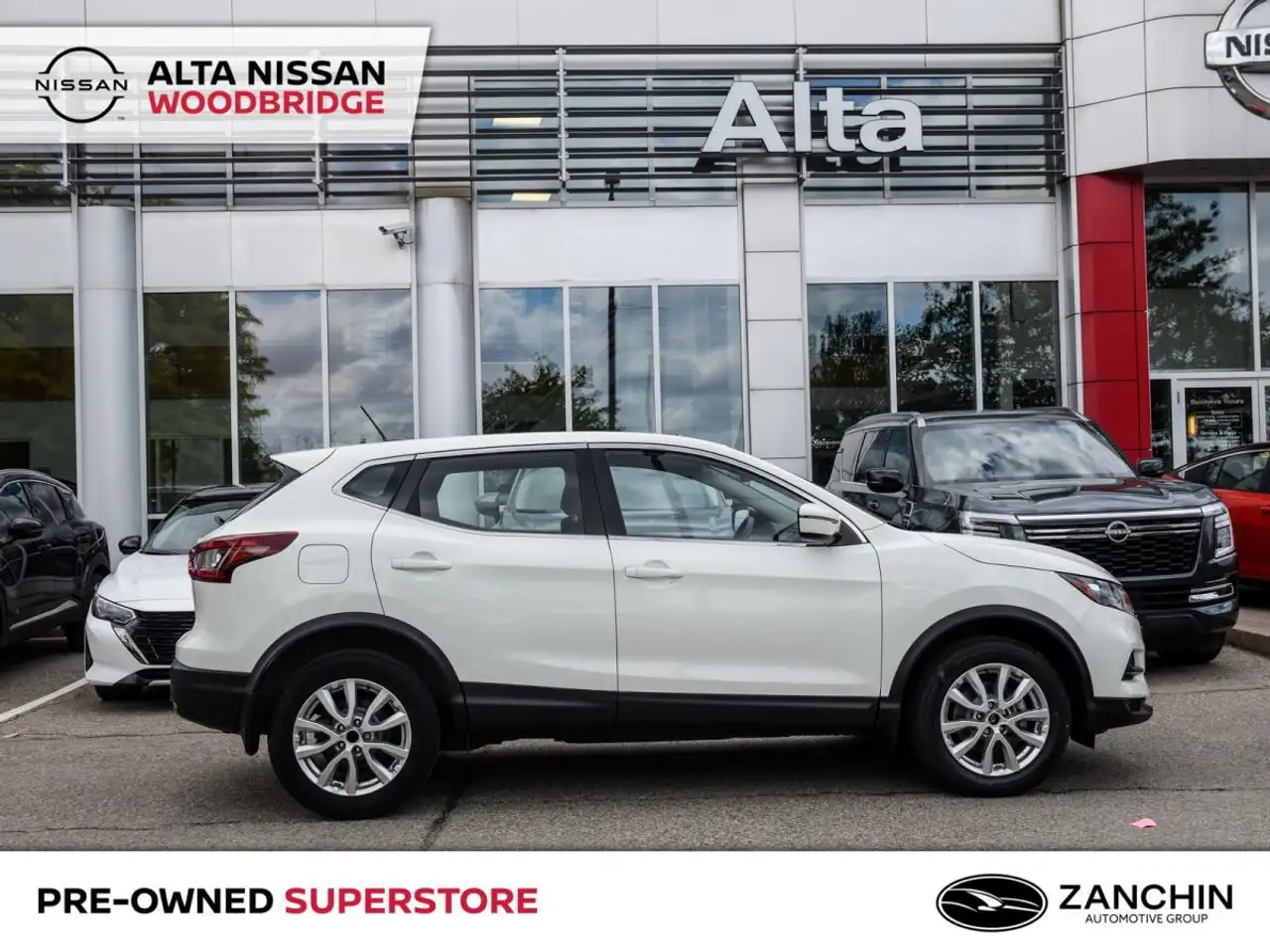 Nissan Qashqai снимка Nissan Qashqai