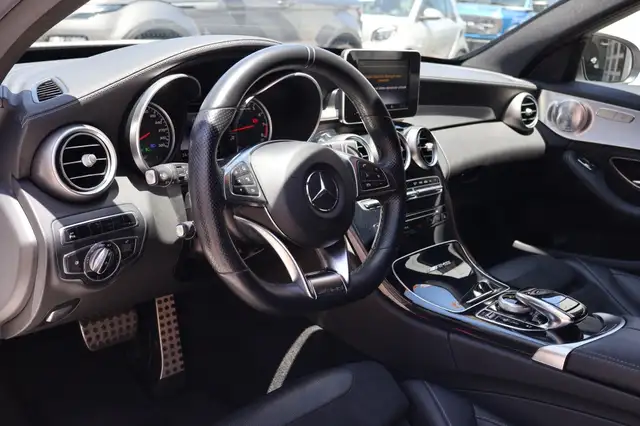 Mercedes-Benz C Class view 11