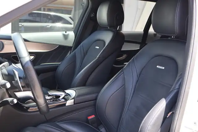 Mercedes-Benz C Class view 14