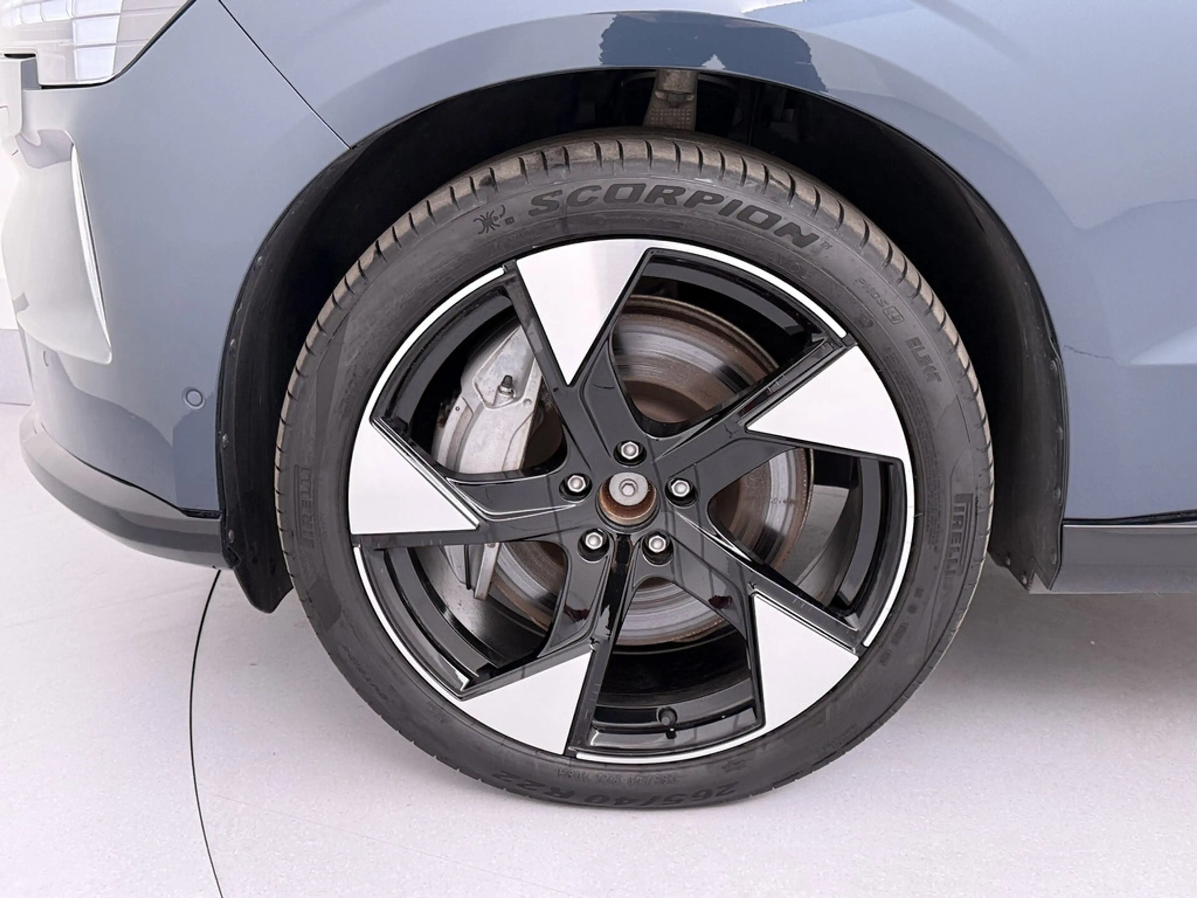 Volvo EX90 Ultra Performance Pure Electric AWD PANO — photo 9