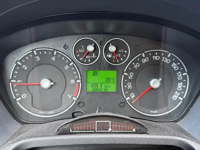 Ford Fiesta view 14