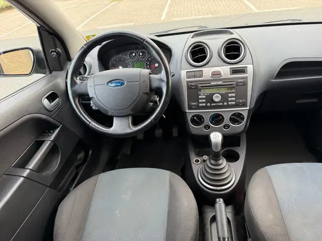 Ford Fiesta view 2