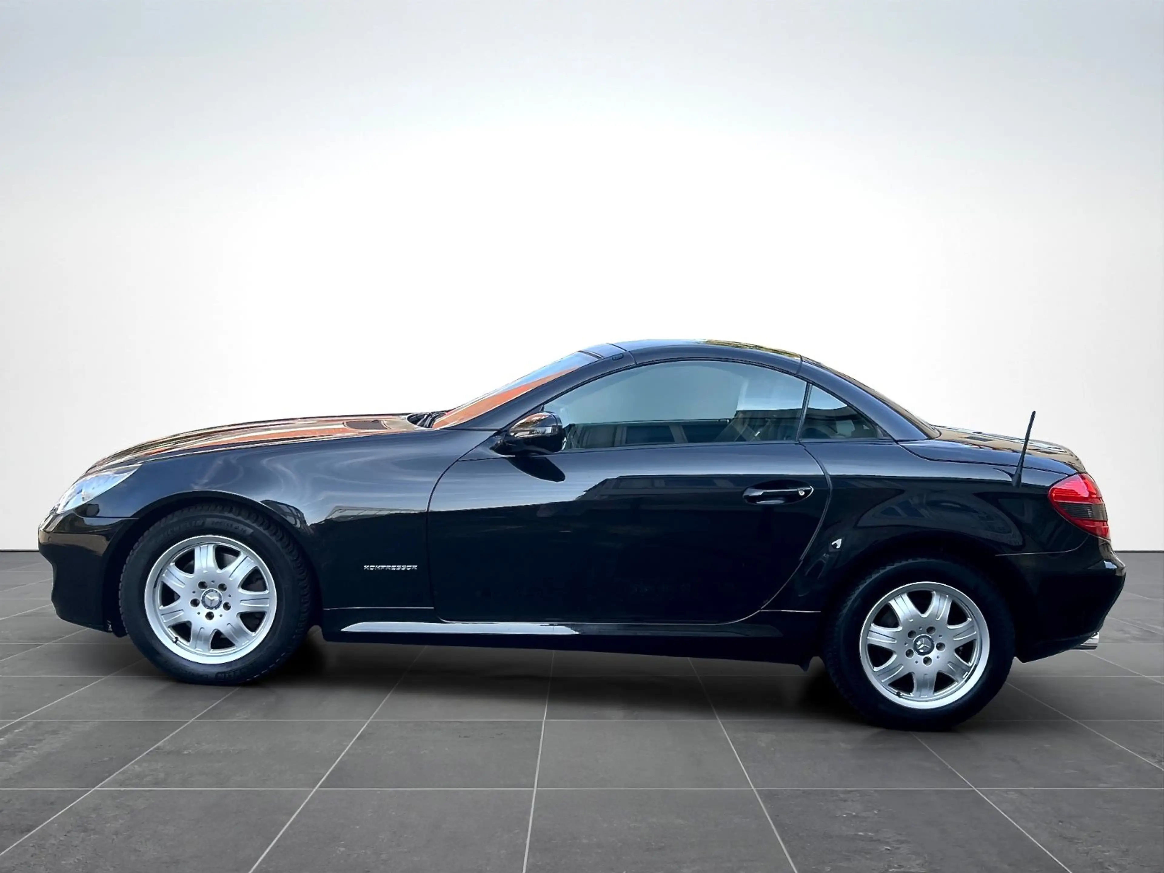 Mercedes-Benz SLK 200 K*AUTOM*LEDER*XENON*AIRSCARF*WINDSCHOTT* — photo 10