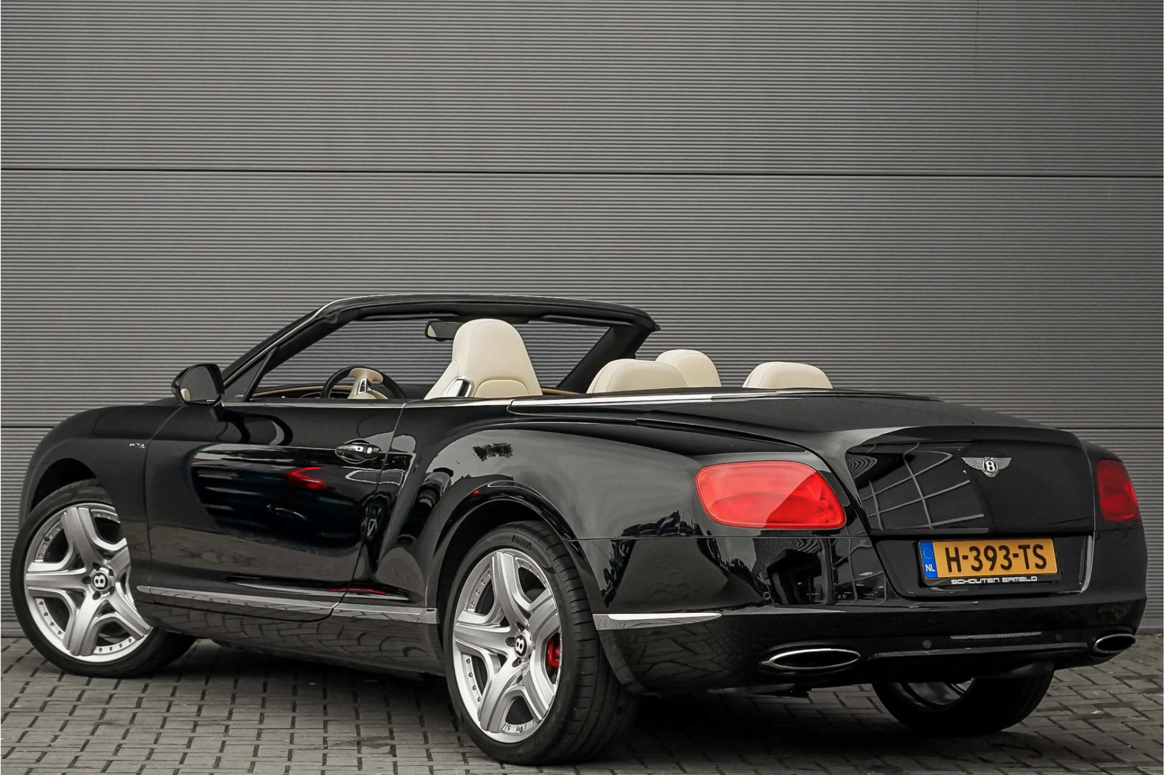 Bentley Continental GTC 6.0 W12 Facelift Massage Ventilatie Two-Tone Leder — photo 11