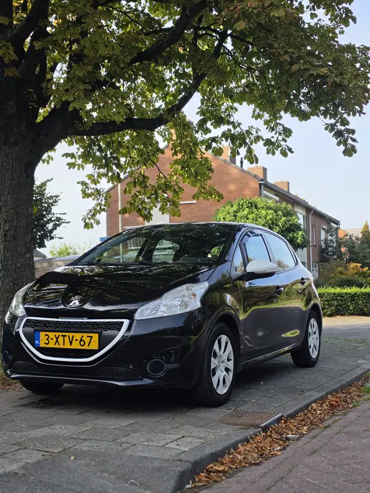 Peugeot 208 68 VTI Active — photo 1 of 20