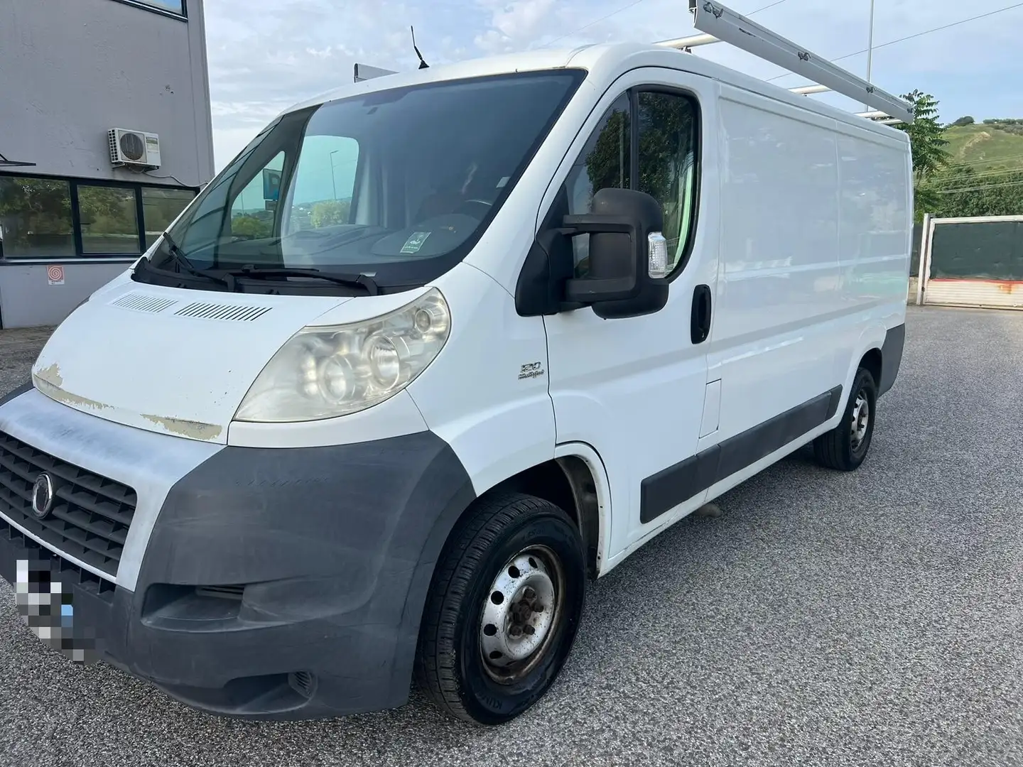 Fiat Ducato 35 2.2 MJT PM-TN Furgone Blanc - 1