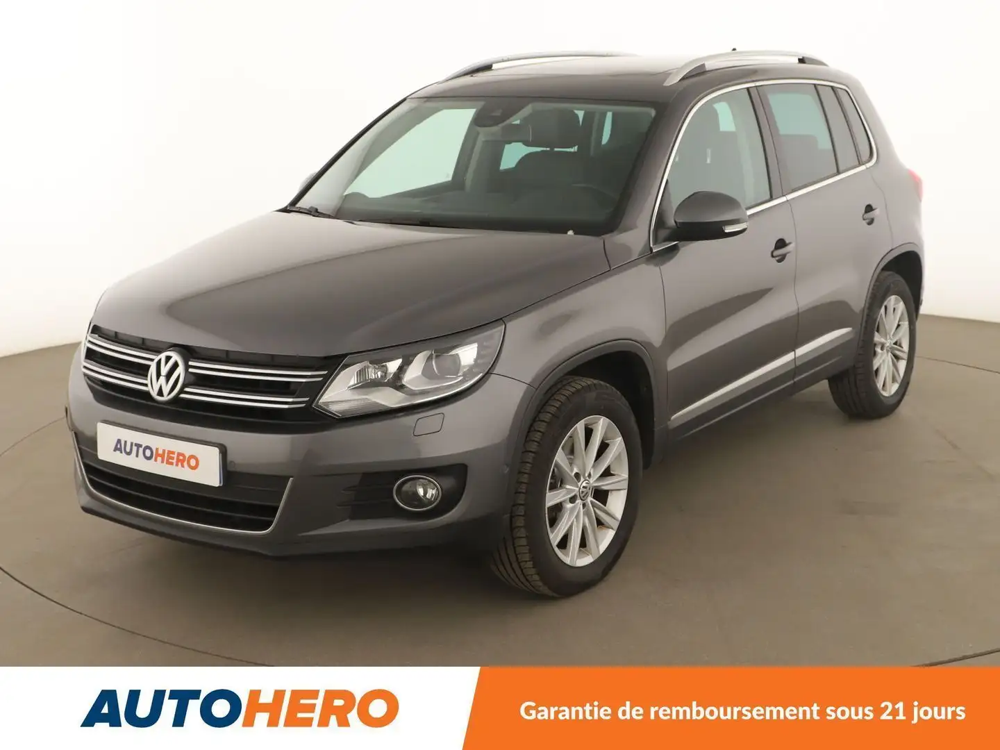 Volkswagen Tiguan 2.0 TDI BlueMotion Tech Carat 4Motion DSG7 Gris - 1
