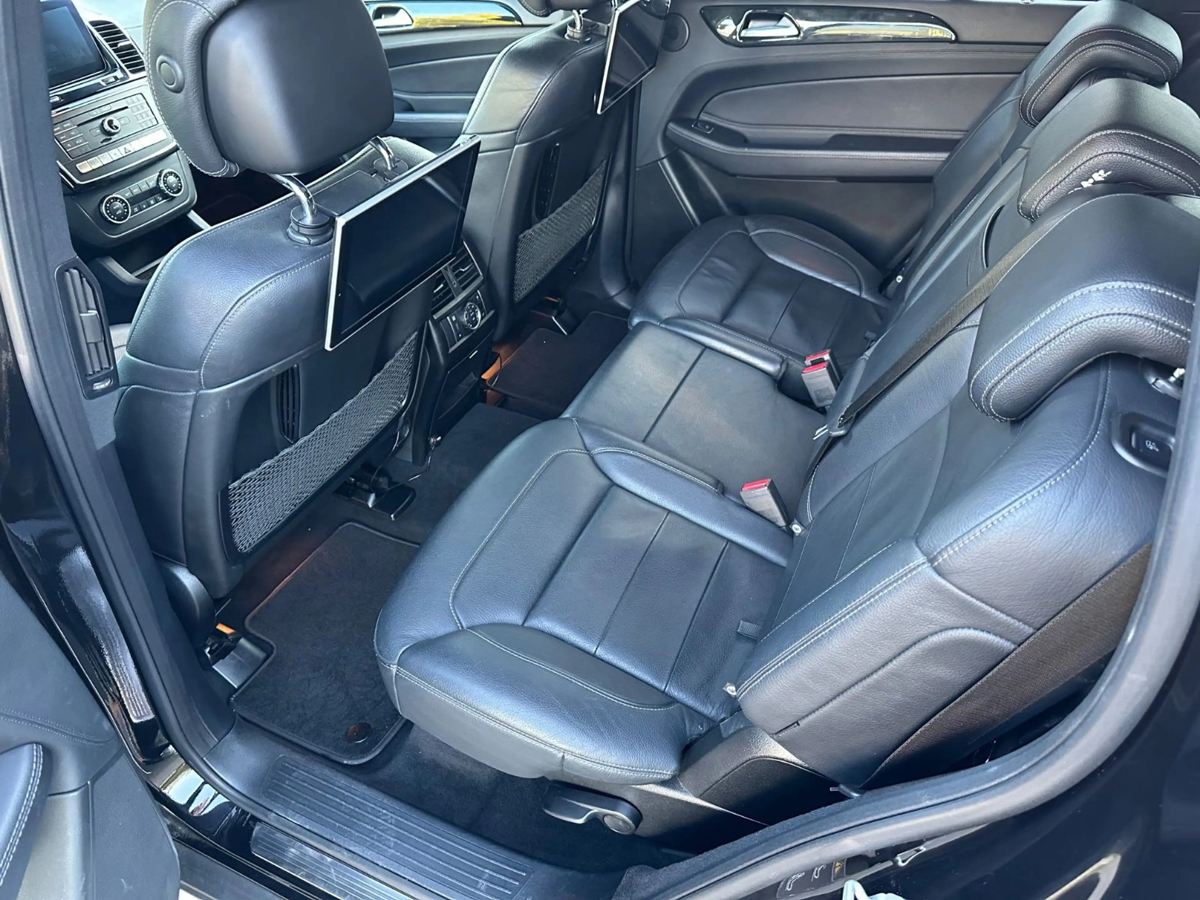 Mercedes-Benz GLS 350 d 4Matic*AMG Line*7 Sitze*Full*MwSt ausw — photo 10