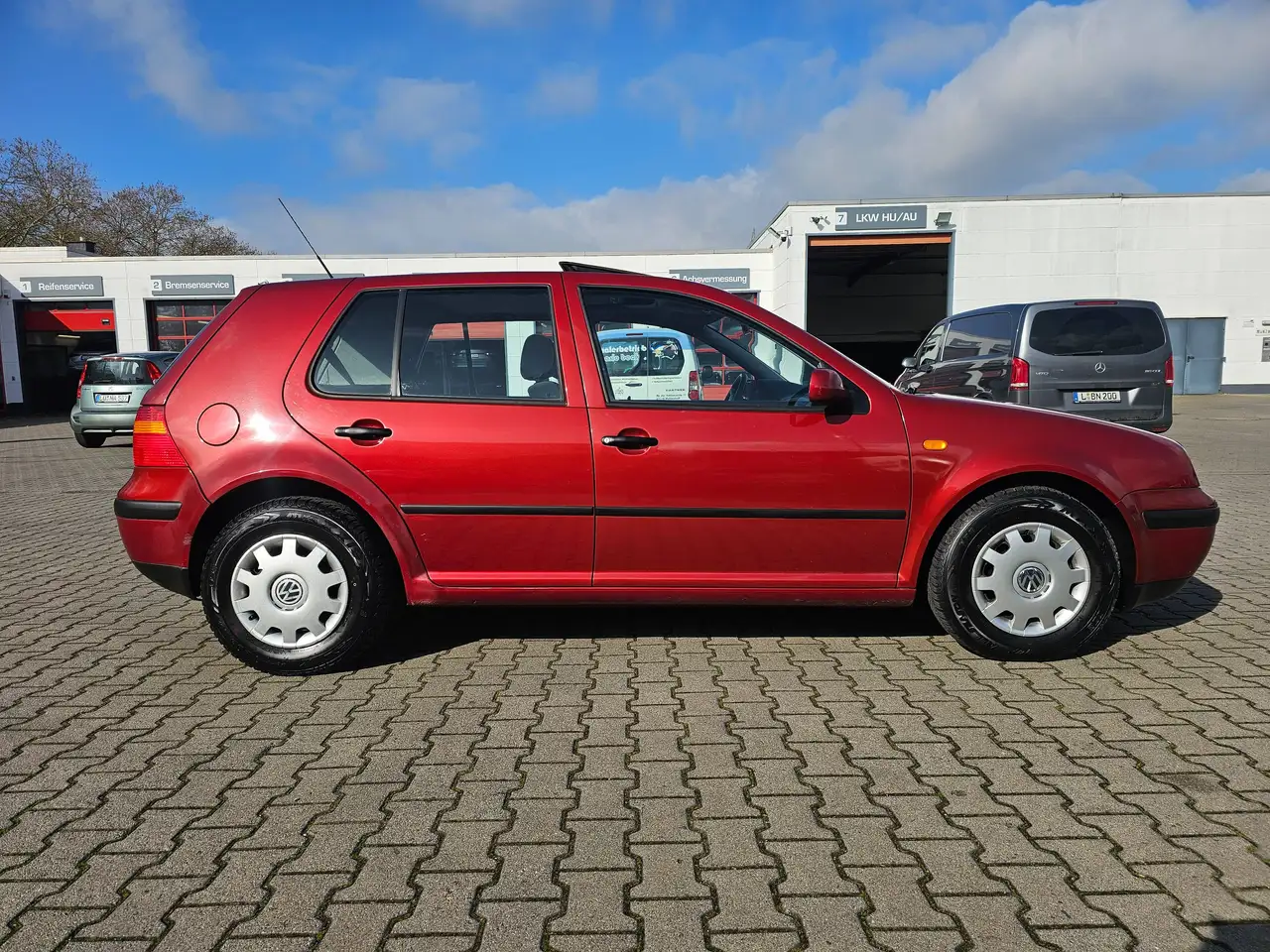 Volkswagen Golf IV 1.6 Automatik, Schiebedach,ZV,el-Fenster,Tüv 03/2028, foto 12