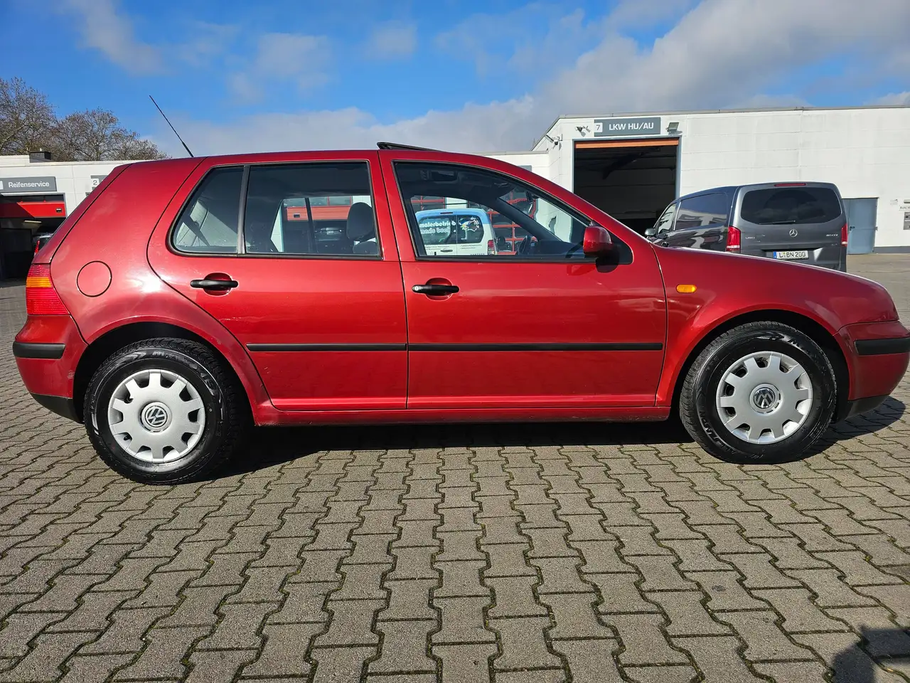 Volkswagen Golf IV 1.6 Automatik, Schiebedach,ZV,el-Fenster,Tüv 03/2028, foto 5