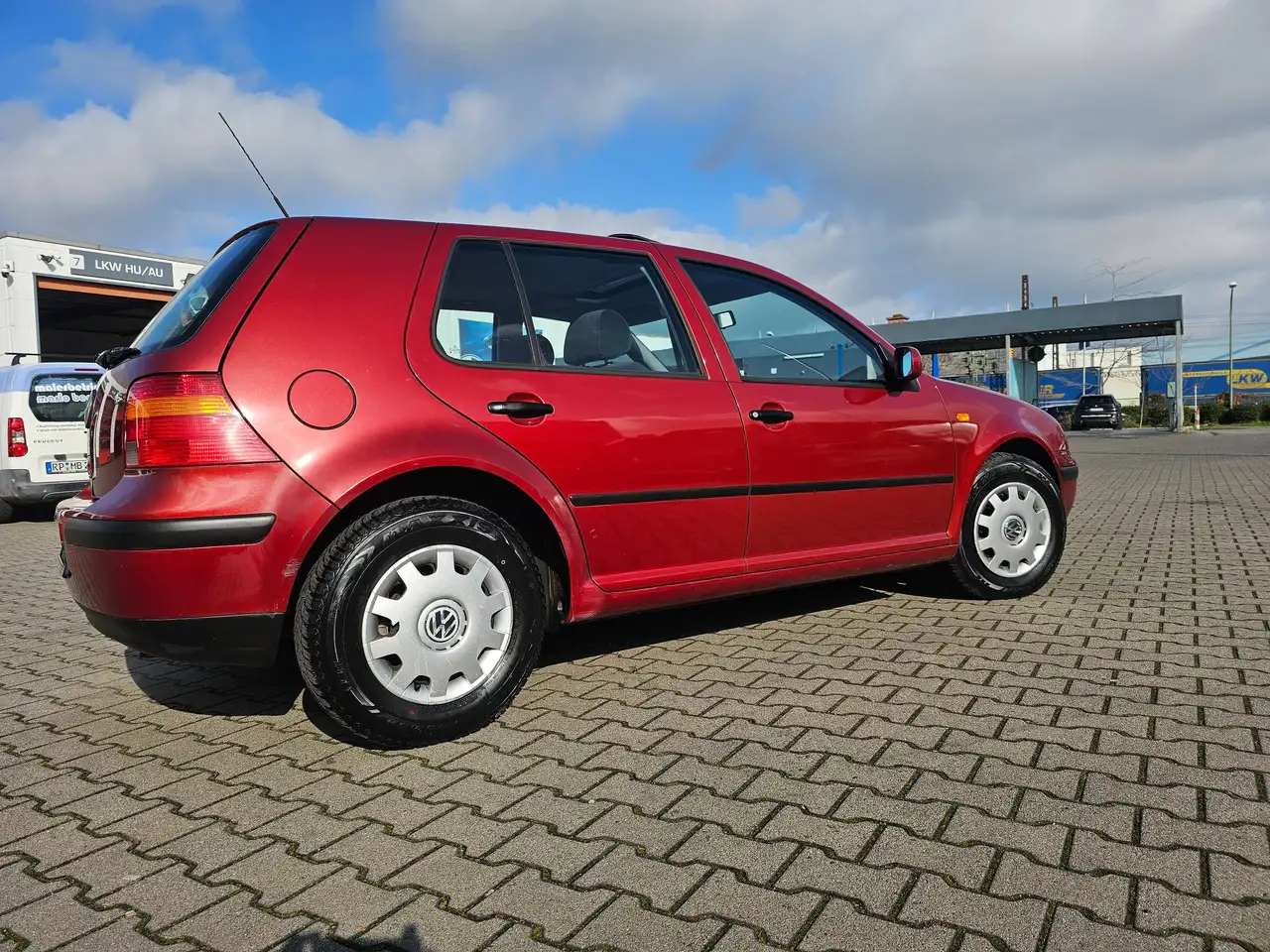 Volkswagen Golf IV 1.6 Automatik, Schiebedach,ZV,el-Fenster,Tüv 03/2028, foto 4