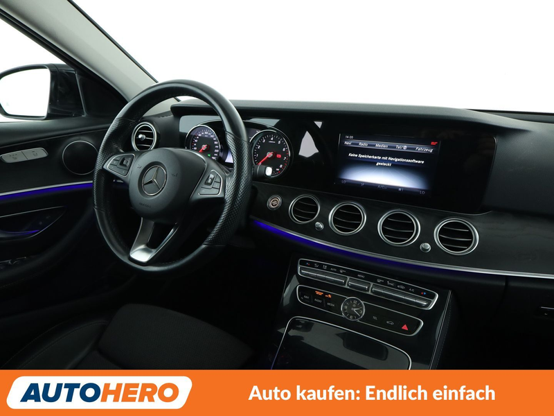Mercedes-Benz E 200 E 200 4Matic Avantgarde Aut. *NAVI*LED*LIMITER*PDC — photo 13
