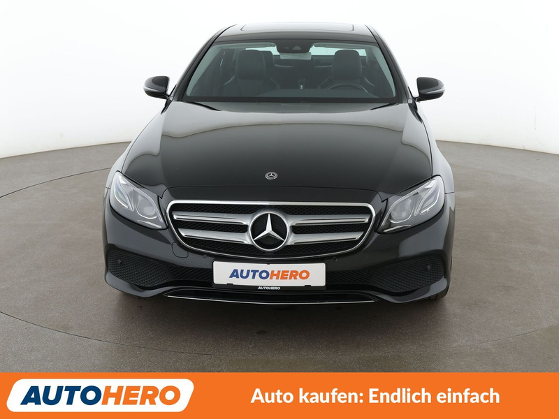 Mercedes-Benz E 200 E 200 4Matic Avantgarde Aut. *NAVI*LED*LIMITER*PDC — photo 9