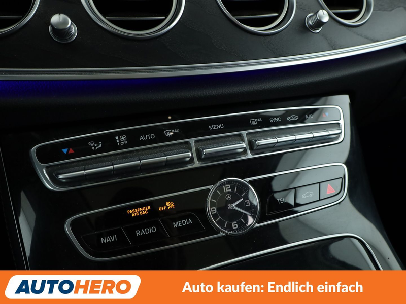 Mercedes-Benz E 200 E 200 4Matic Avantgarde Aut. *NAVI*LED*LIMITER*PDC — photo 23