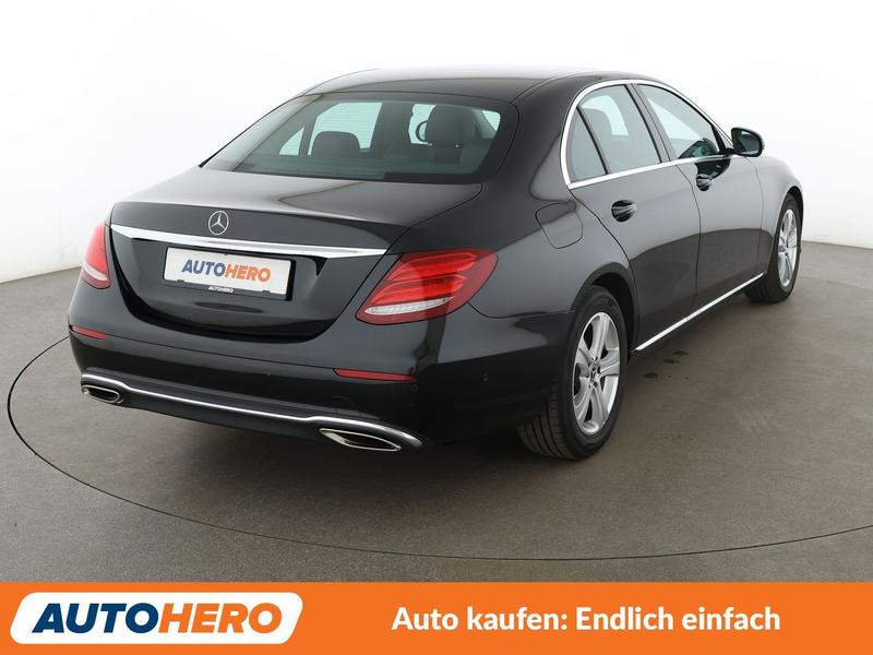 Mercedes-Benz E 200 E 200 4Matic Avantgarde Aut. *NAVI*LED*LIMITER*PDC — photo 6