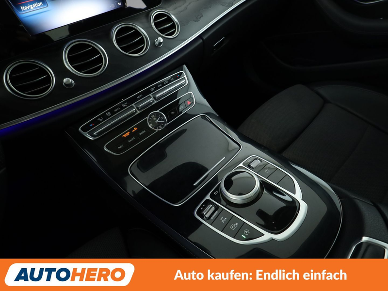 Mercedes-Benz E 200 E 200 4Matic Avantgarde Aut. *NAVI*LED*LIMITER*PDC — photo 25