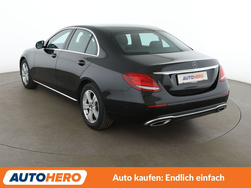 Mercedes-Benz E 200 E 200 4Matic Avantgarde Aut. *NAVI*LED*LIMITER*PDC — photo 4