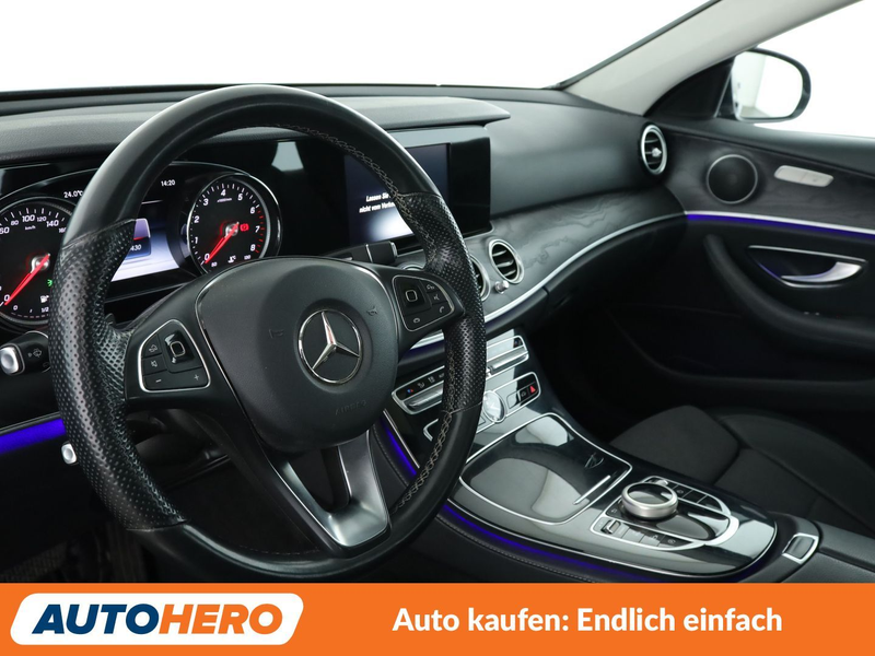 Mercedes-Benz E 200 E 200 4Matic Avantgarde Aut. *NAVI*LED*LIMITER*PDC — photo 11