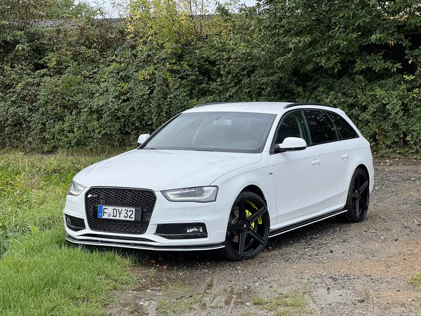 Audi A4 Attraction Weiß - 1