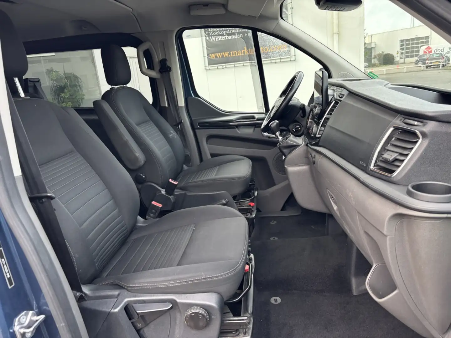 Ford Transit Custom 300 2.0 TDCI L2H1 DC Trekhaak Camera Navi Cruise Bleu - 2