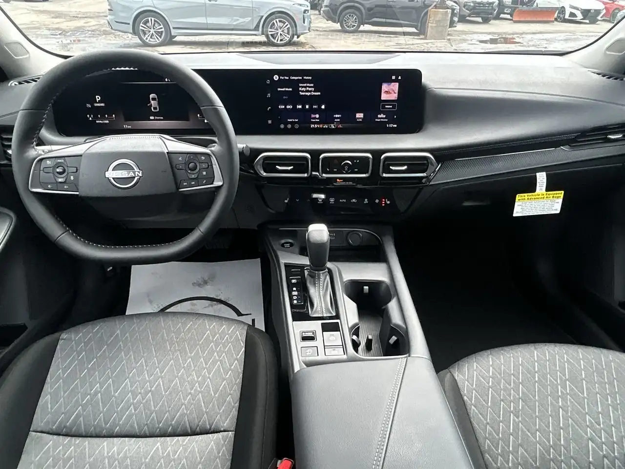 Nissan Sentra снимка Nissan Sentra