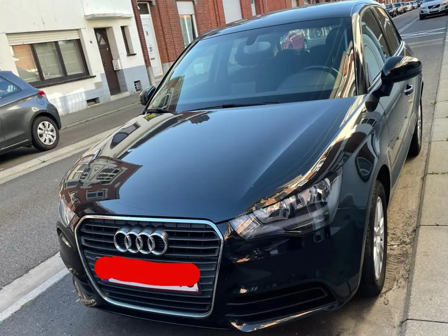 Audi A1 1.6 TDi SPORTBACK avec 4 jantes et pneus hiver Zwart - 1