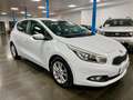 Kia Ceed / cee'd 1.4 CVVT Drive Weiß - thumbnail 3