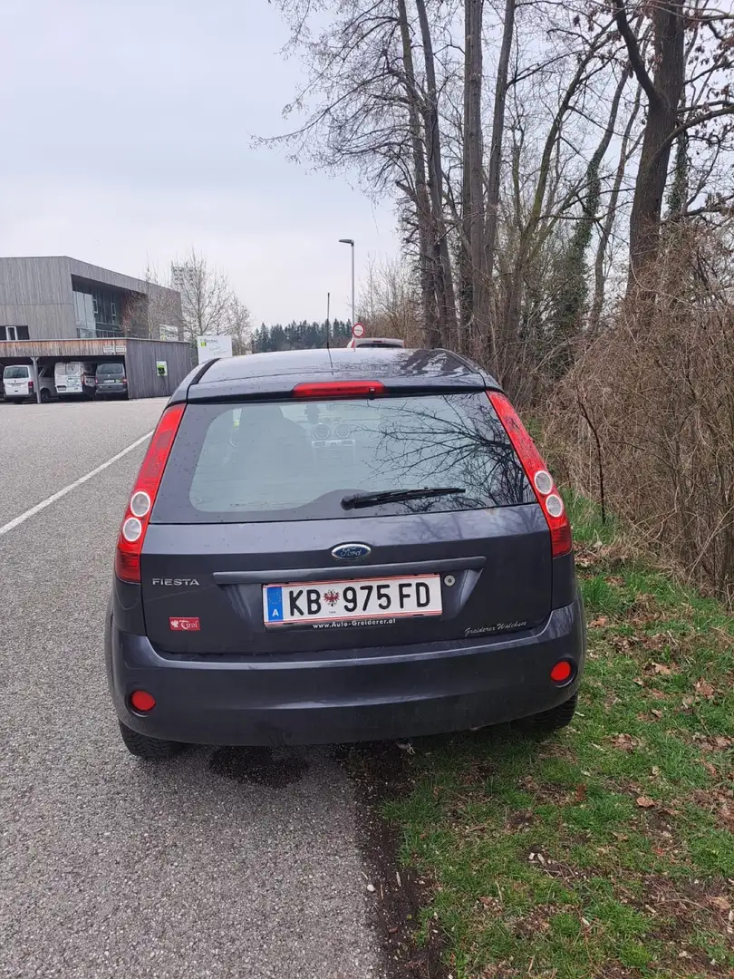 Ford Fiesta Fifty 1,3 8V - 2
